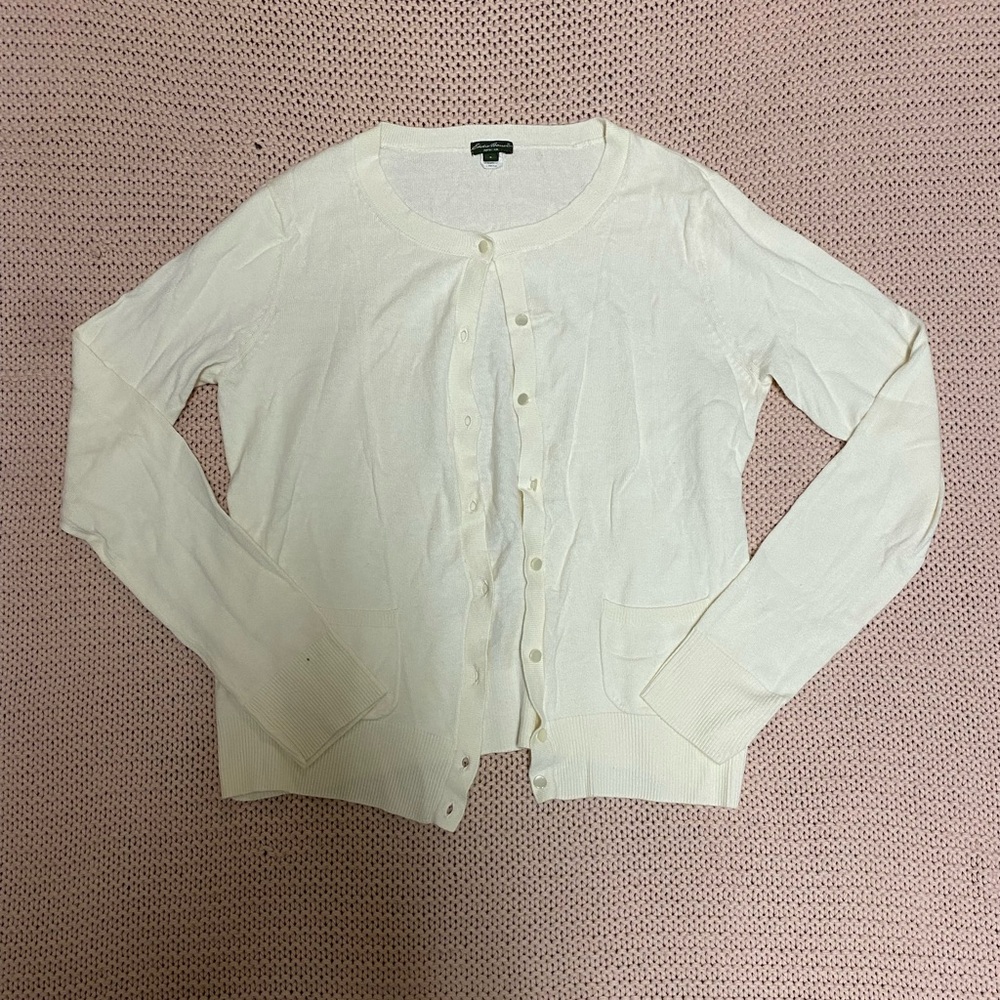 ✰ white button up cardigan ✰